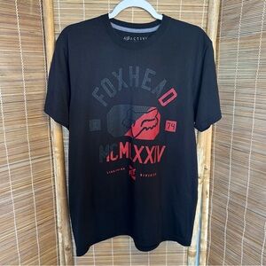 Men’s Fox Size Medium Black and Red Shirt